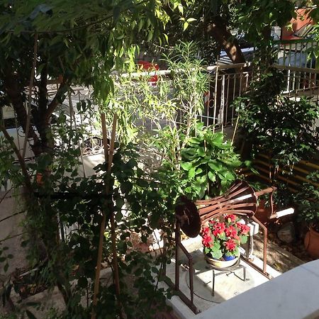 The 25Sqm Sunny, Modern And Comfortable เอเธนส์ ภายนอก รูปภาพ
